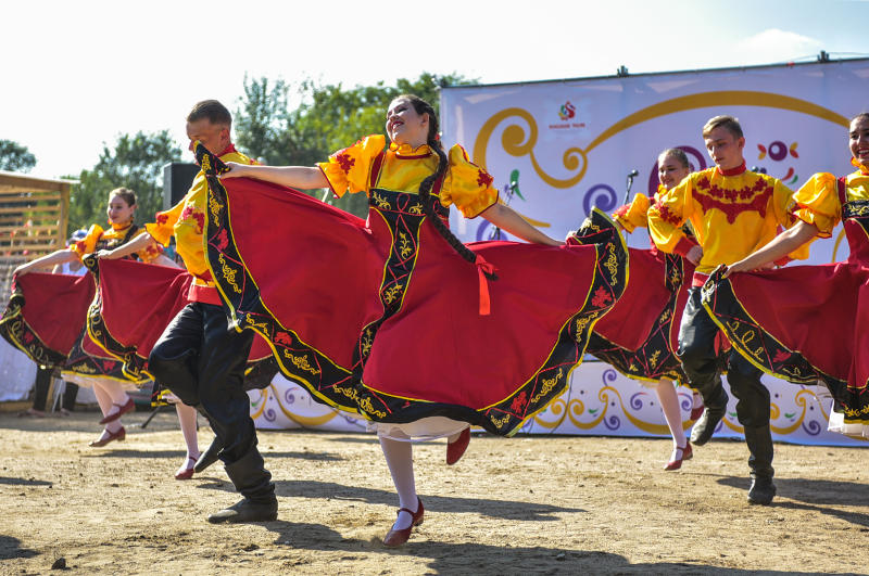 Самое большое декоративное блюдо в стране изготовят для фестиваля «Русское поле»
