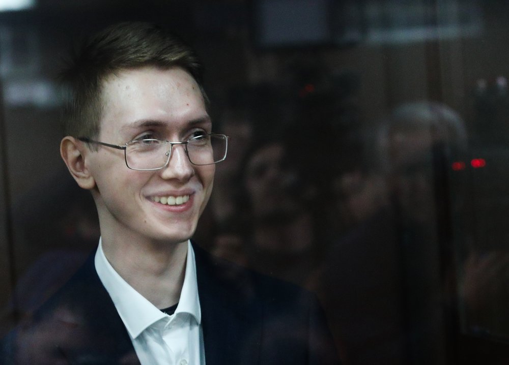 Согласно материалам дела, Андрей Баршай напал на росгвардейца Александра Козлова