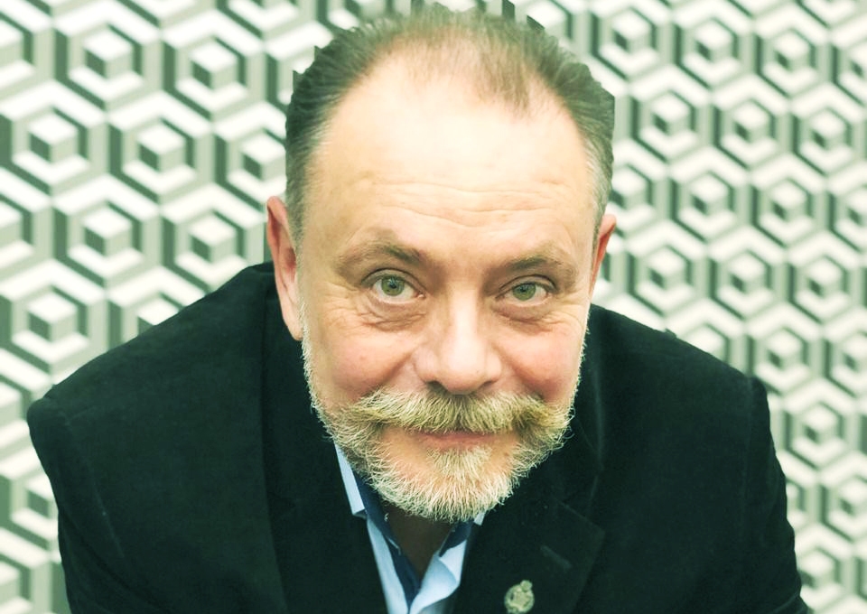 Игорь Витюк признался, что уже с пятнадцати лет начал писать стихи