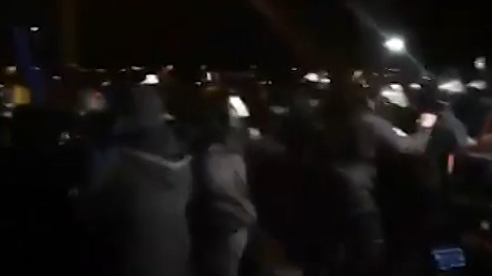 45 украинцев, эвакуированных из Уханя, стали причиной возникновения столкновений жителей поселка Новые Санжары с полицией