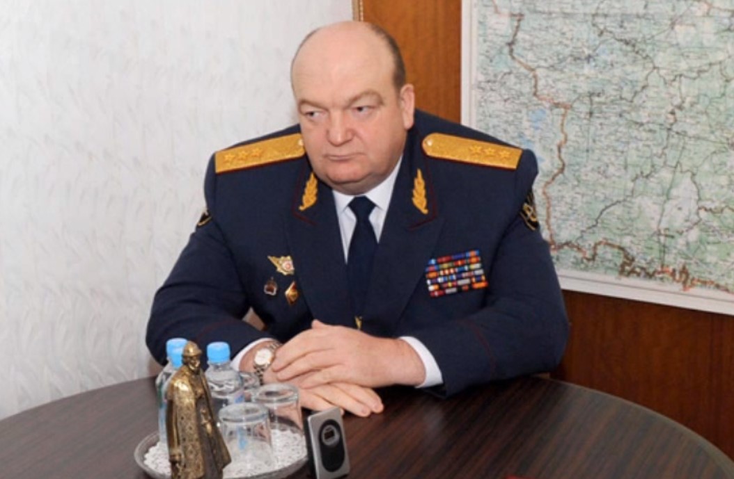 Осужденного за хищения экс-главу ФСИН освободили по УДО