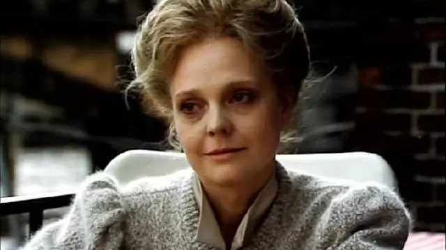 Наталия Белохвостикова рассказала, как выбрала приемного сына в 55 лет