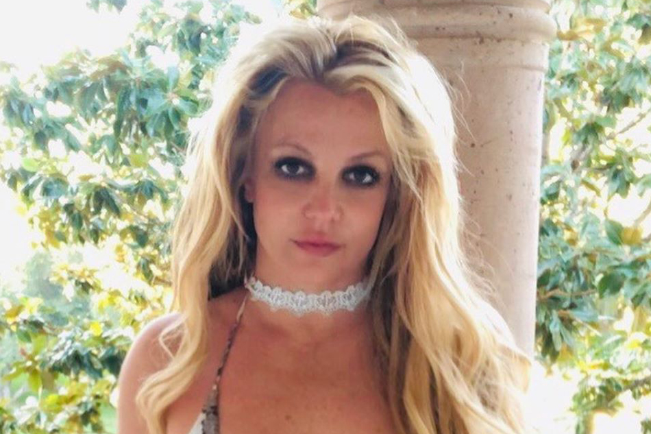 «Вы можете услышать»: Бритни Спирс показала на видео момент перелома ноги