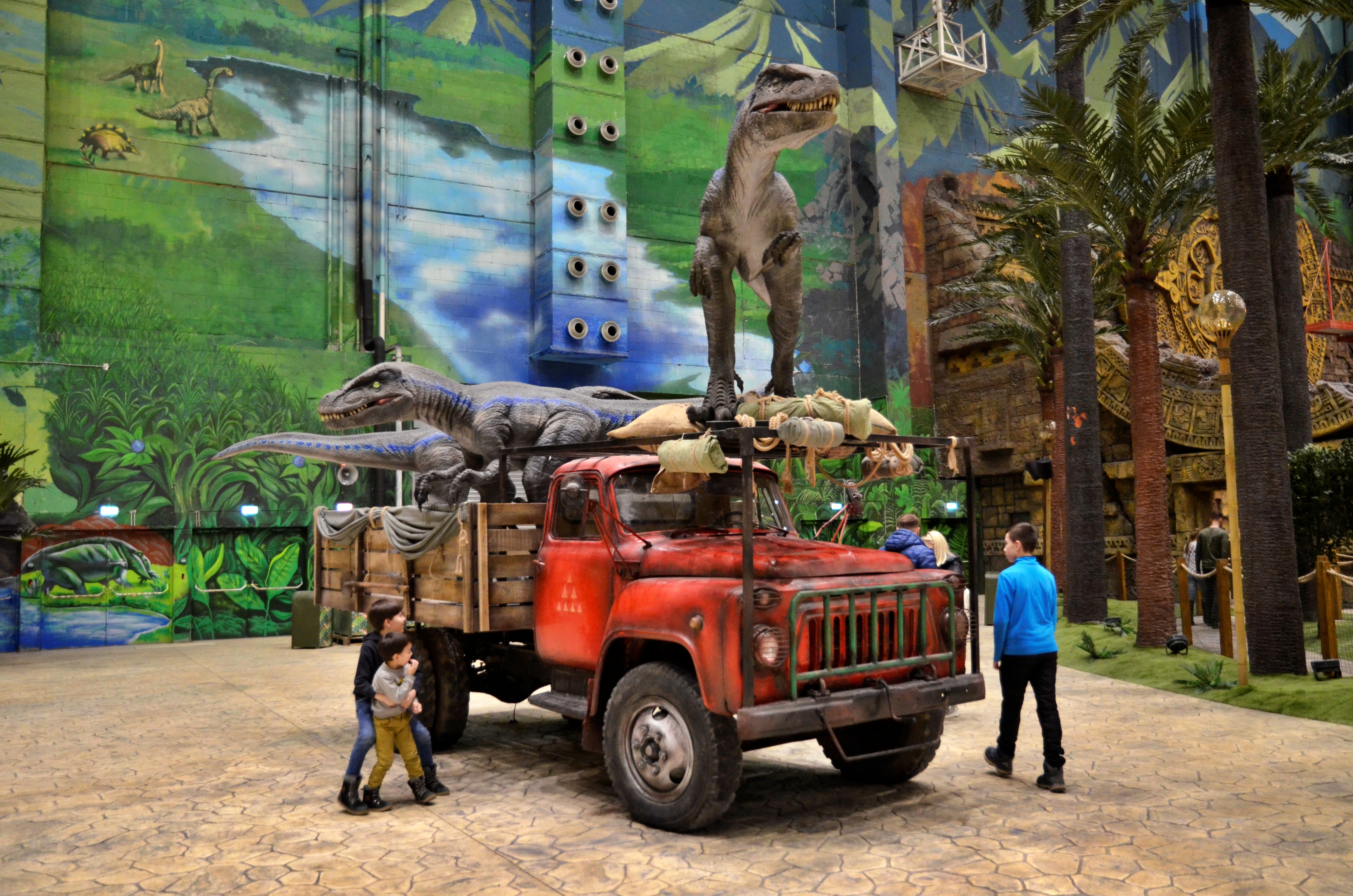 Голографическое шоу и новые аттракционы откроются в парке «Остров Мечты»