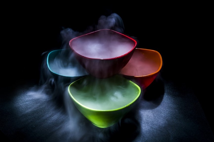 Правила продажи сухого льда предложили изменить после ЧП в московской бане