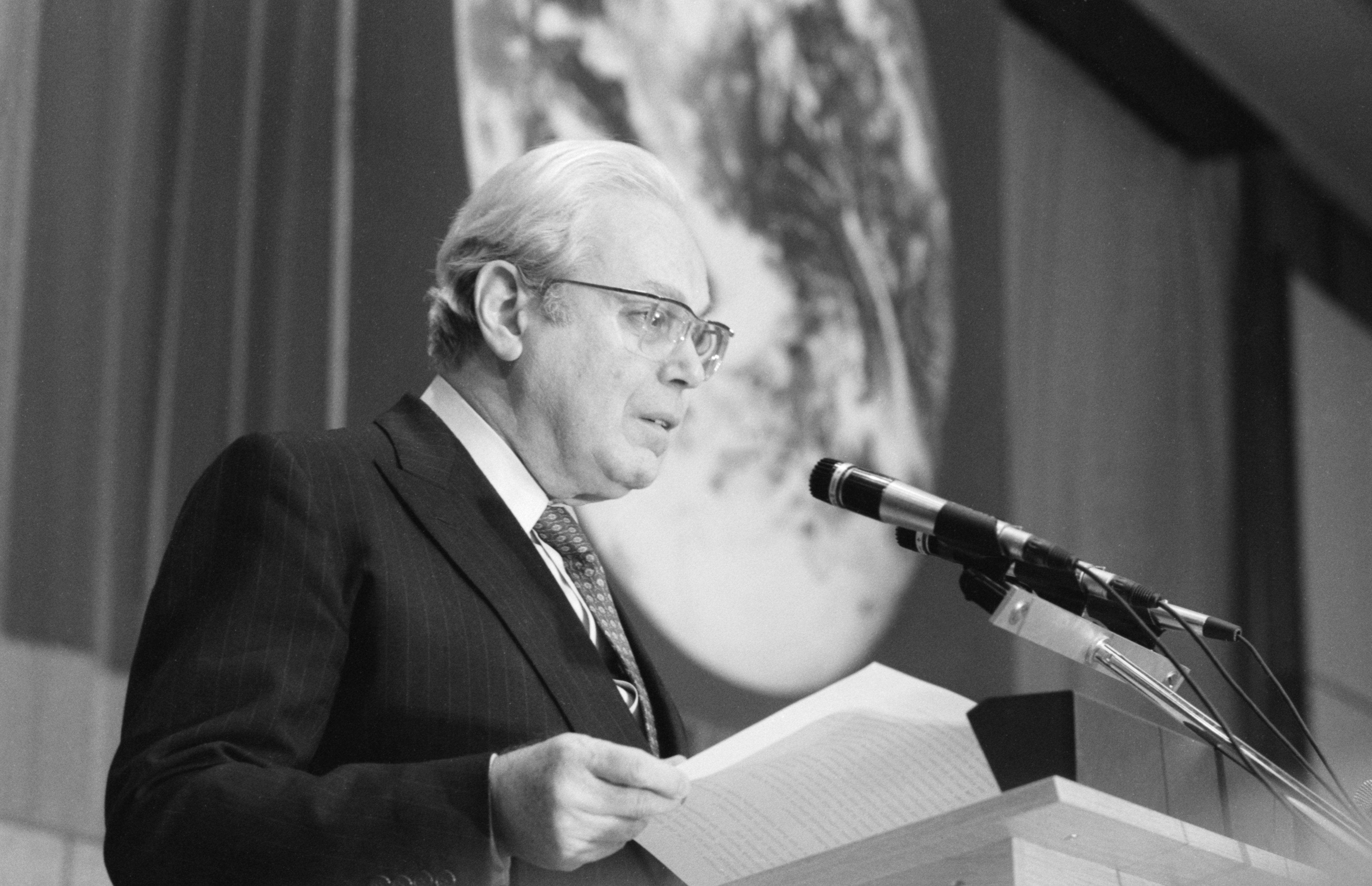 Хавьер Перес де Куэльяр занимал высокую должность в 1982–1991 годах