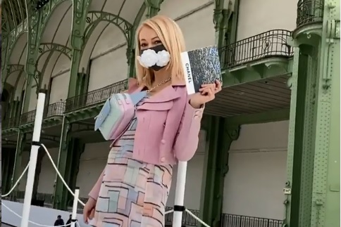 Яна Рудковская на неделе моды в Париже