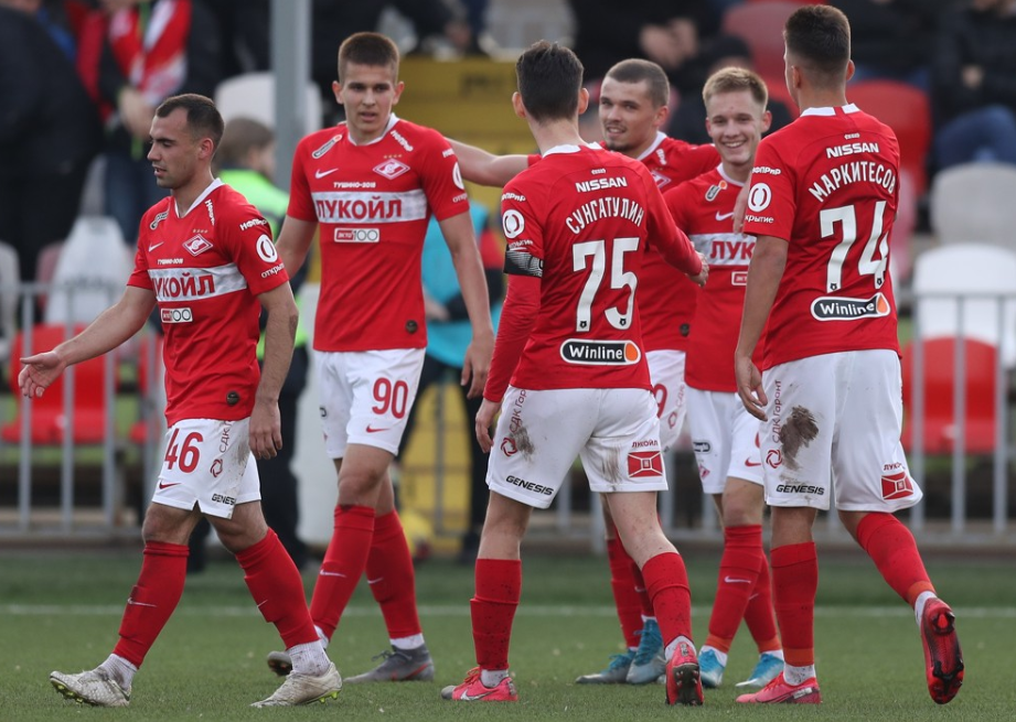 «Быки» бегут на Москву. Интриги матча «Спартак» — «Краснодар»