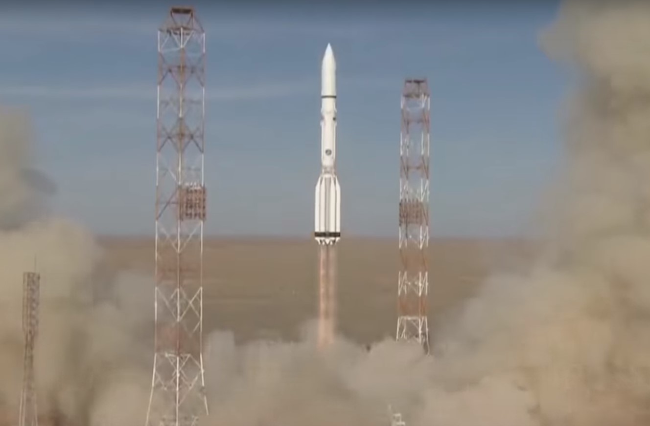 Роскосмос выявит виновных в использовании некачественных комплектующих в «Протоне-М»
