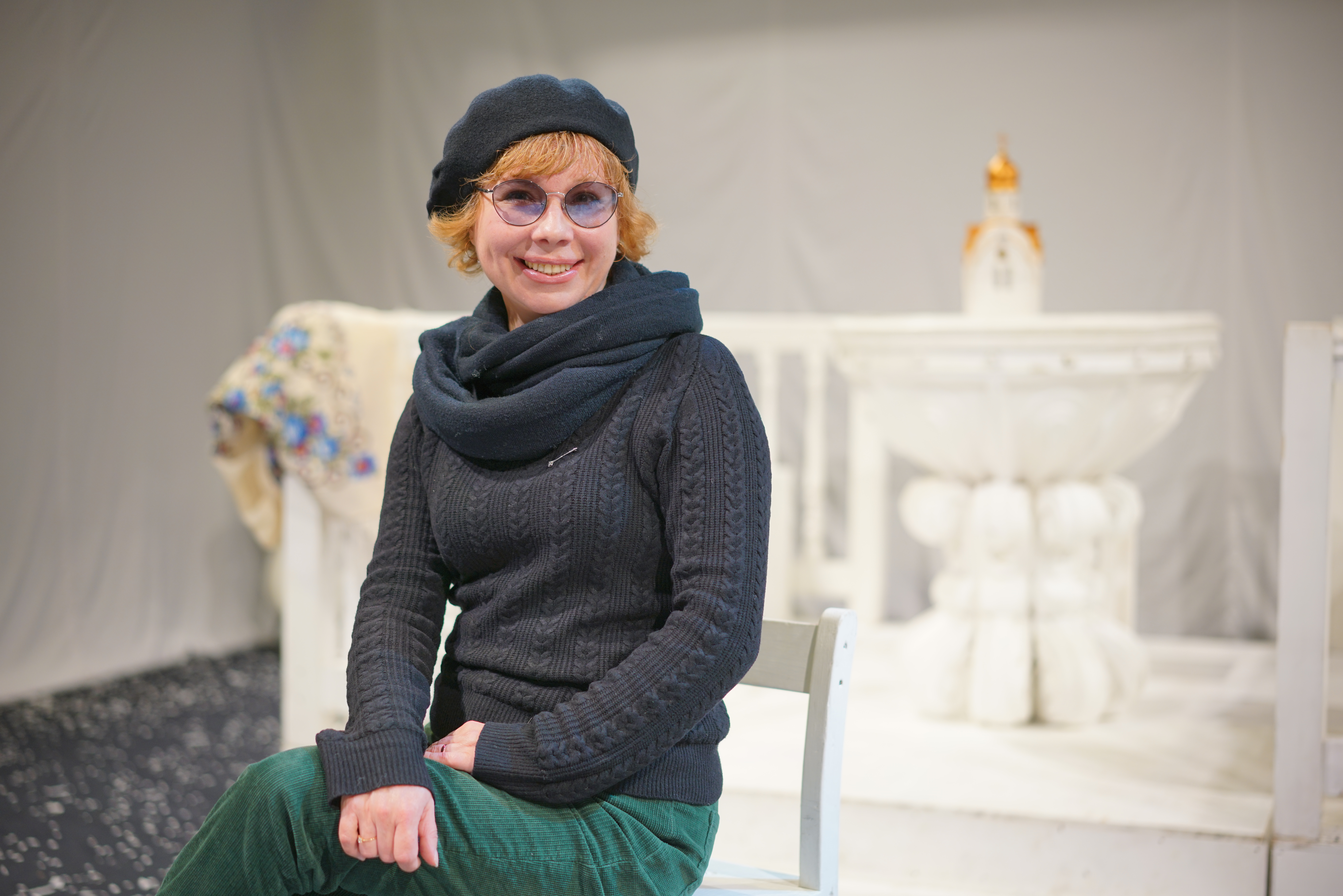 Гульнара Галавинская рассказала, что, как правило, в больших театрах малая сцена — это экспериментальная площадка