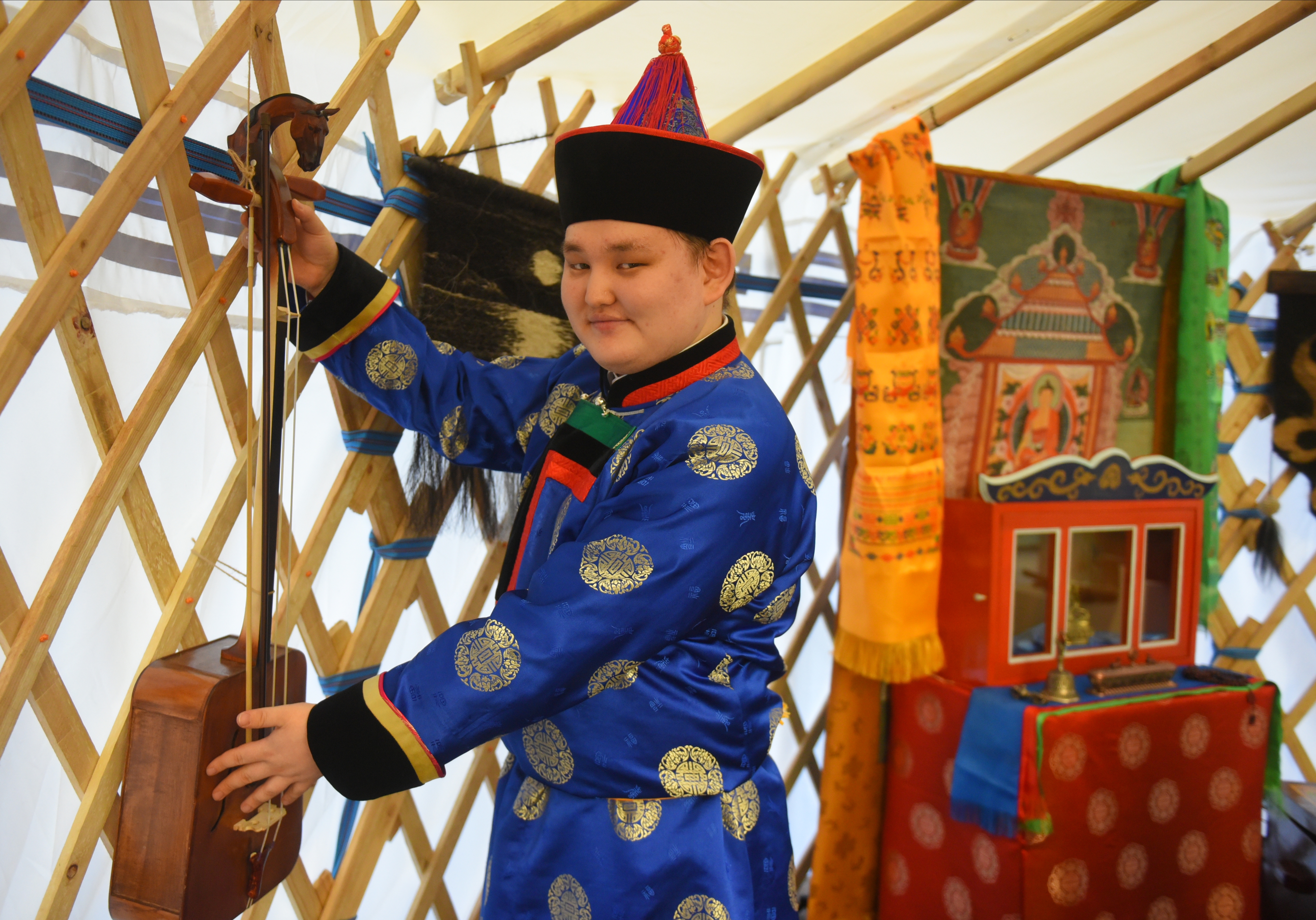 Буда Ангархаев на празднике Сагаалган в Государственном Кремлевском дворце