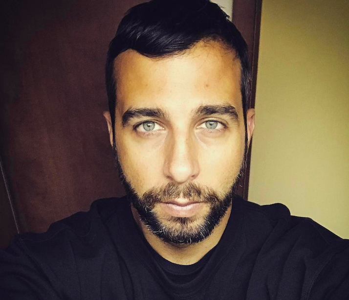 «Нашел свой стиль»: Ургант примерил платье Бабкиной