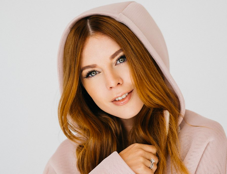 Наталья Подольская в откровенном платье рассказала о чувствах к мужу