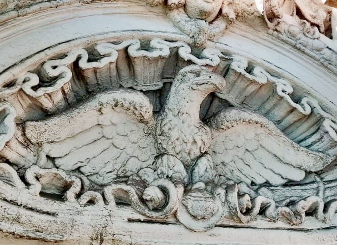 Скрытые элементы интерьера нашли при реставрации особняка на Садовом кольце