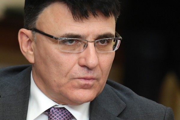 Александр Жаров