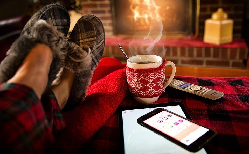 Власти столицы призывают москвичей сидеть дома по громкоговорителю