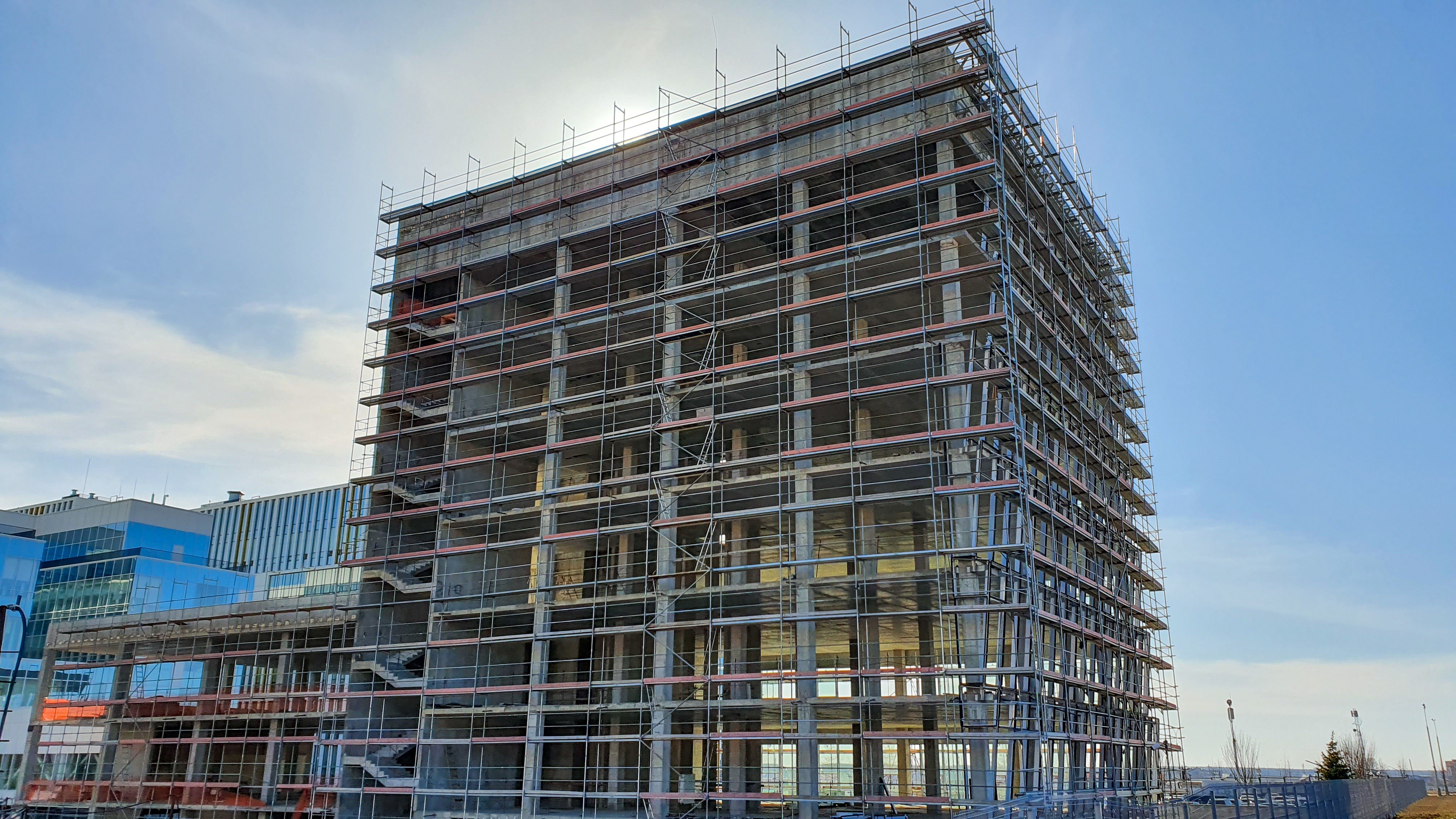 Монтаж операционного корпуса стартовал в инфекционной больнице в ТиНАО