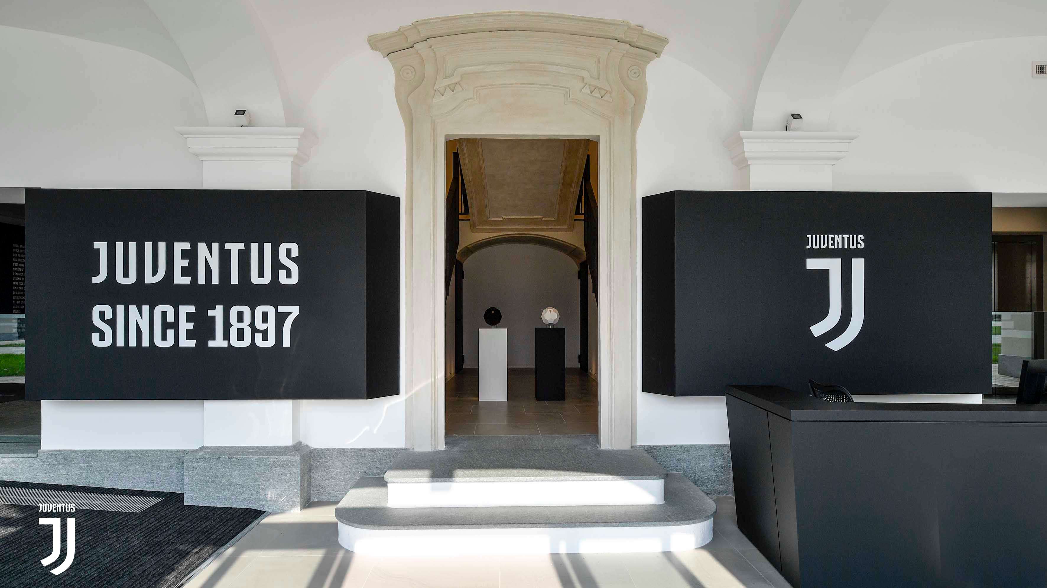 Игроки «Ювентуса» согласились урезать зарплаты из-за коронавируса