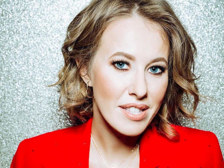 «Роскошь»: Собчак показала, чем кормит Богомолова на самоизоляции