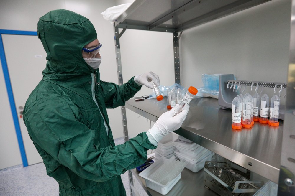 Лаборатория производства реагентов для экспресс-тестов на коронавирус нового типа в технопарке «Сколково»