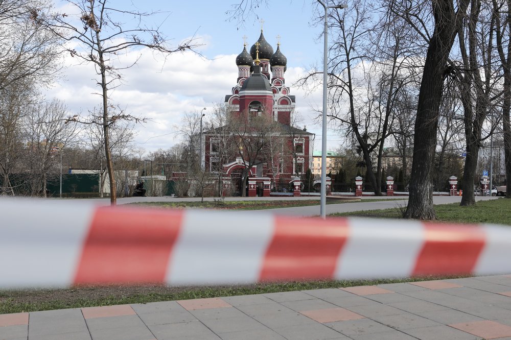 РПЦ предложила пускать прихожан в храмы малыми группами