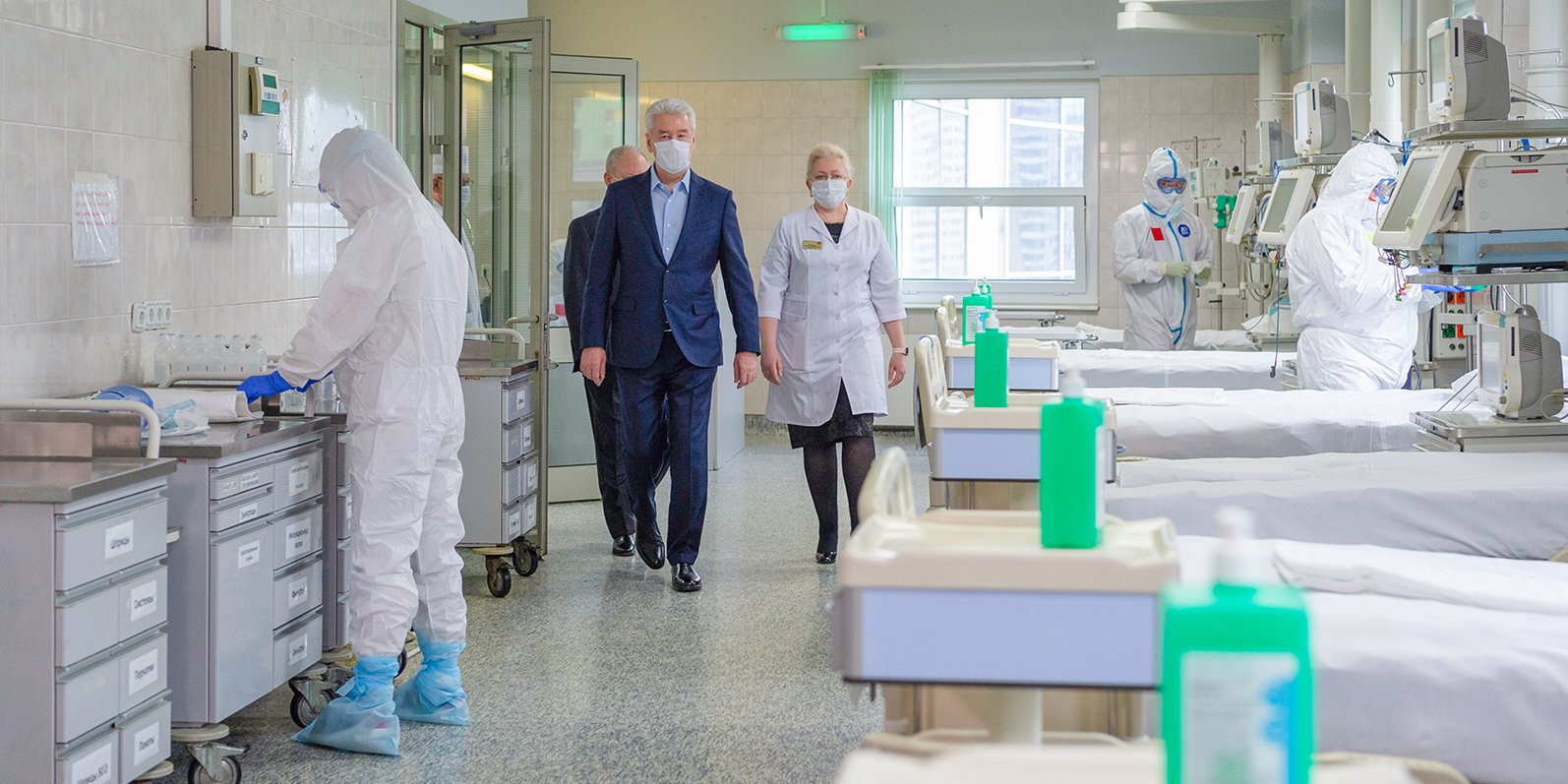 Сергей Собянин: Предприятия Москвы увеличивают выпуск материалов для масок