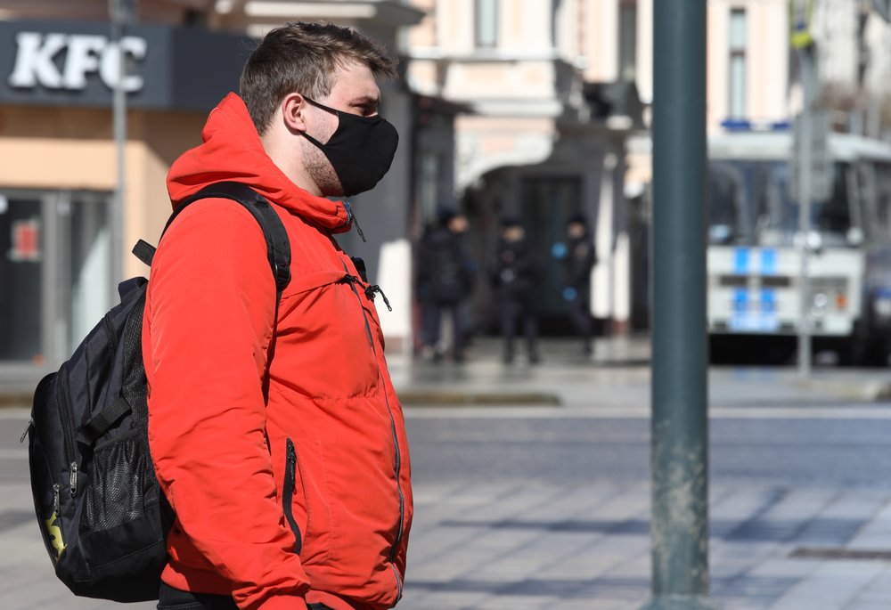 Психиатр заявил, почему людям после самоизоляции придется учиться жить заново