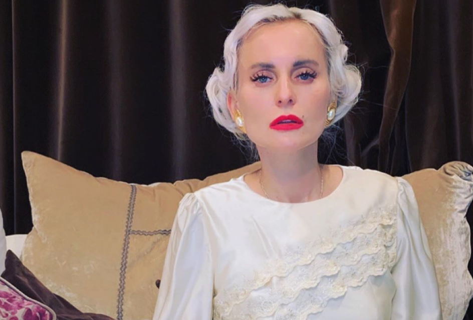 Ясновидящая назвала даты спада эпидемии коронавируса в России и в мире