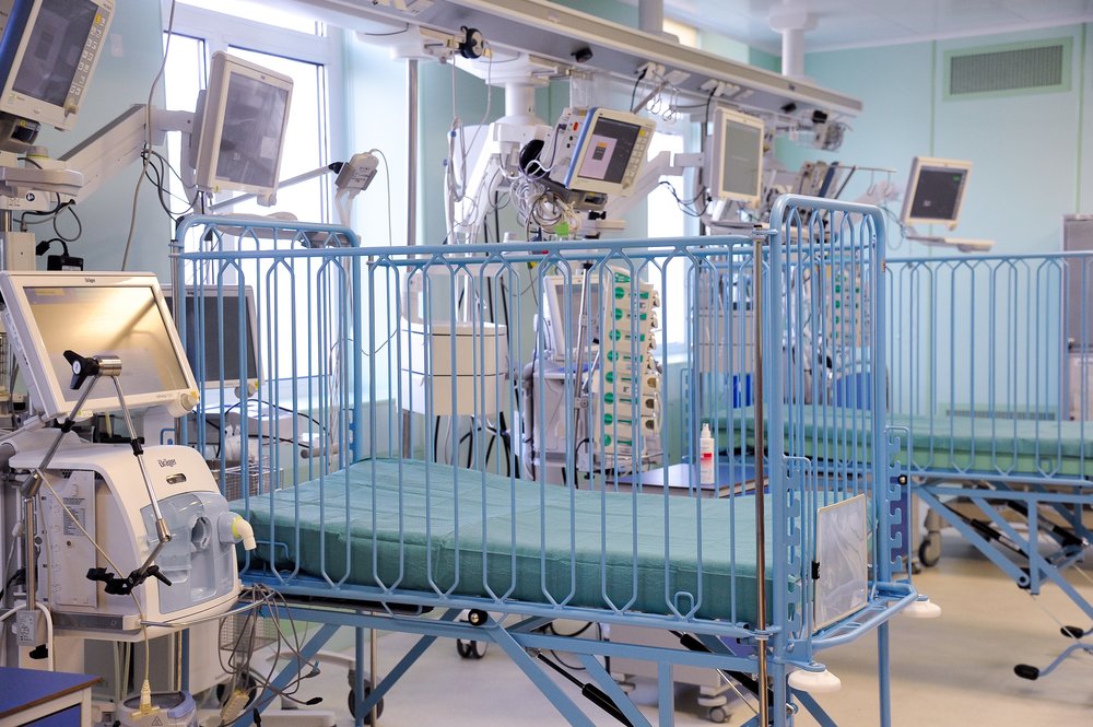 Врач назвала самый опасный возраст для заразившихся COVID-19 детей