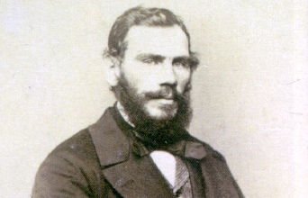 «Самый лучший памятник»: Главархив о том, как вся царская Россия Толстому памятник придумывала