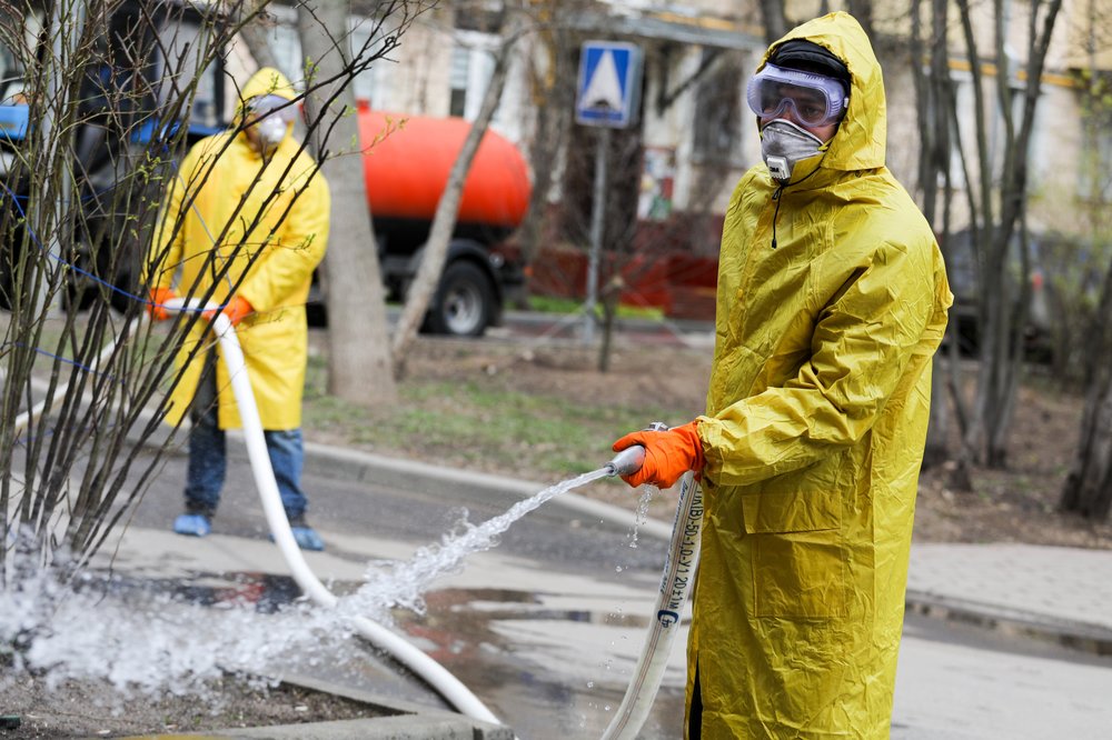 Свыше 12,5 тысячи сооружений транспортной инфраструктуры продезинфицировали в России