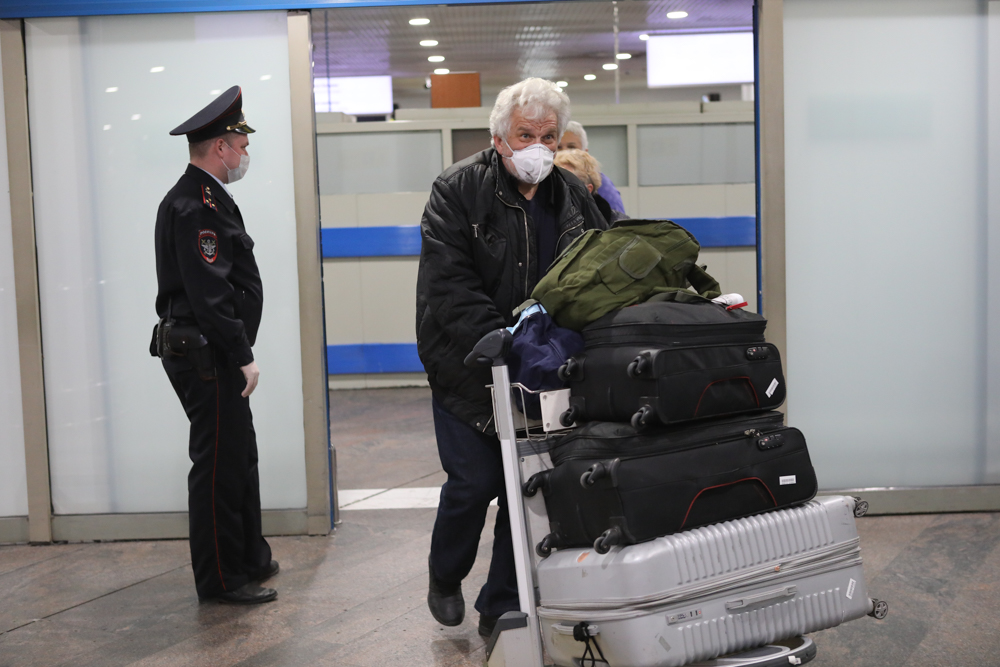 Свыше 177 тысяч россиян вернулись из-за границы с 20 марта по 6 мая