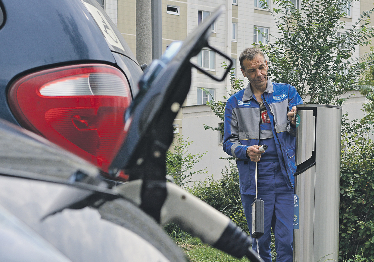 Около 200 зарядных станций для электромобилей установят в столице 