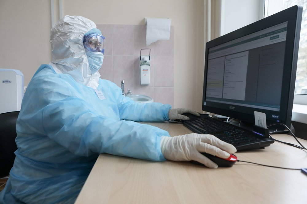 Россия вышла на седьмое место в мире по числу заразившихся коронавирусом