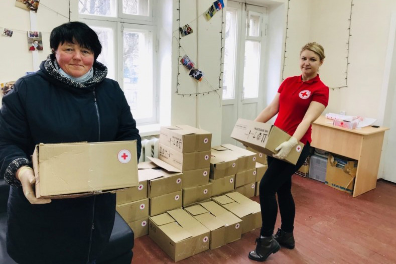 Волонтеры Российского Красного Креста выполнили более 600 заявок на социальные услуги москвичей