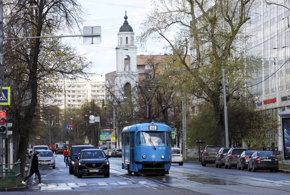 Столичных водителей призвали соблюдать осторожность из-за непогоды