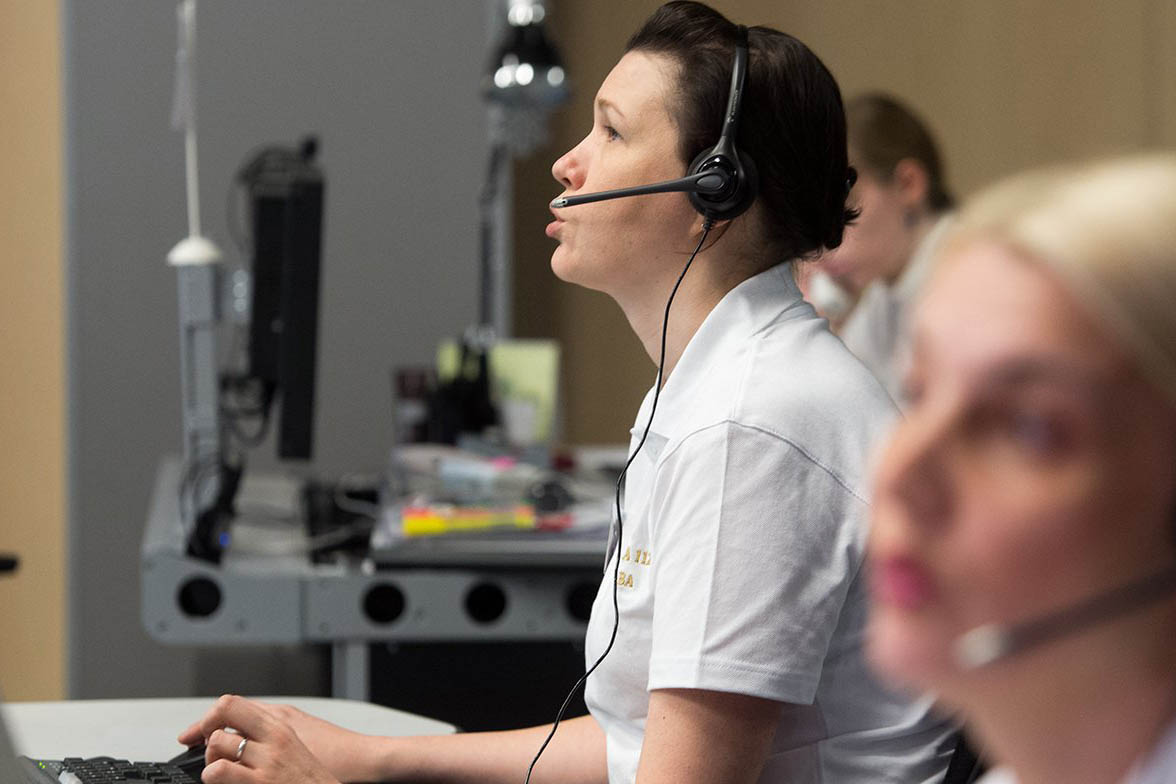 Москвичам рассказали, какие горячие линии будут принимать звонки в новогодние каникулы