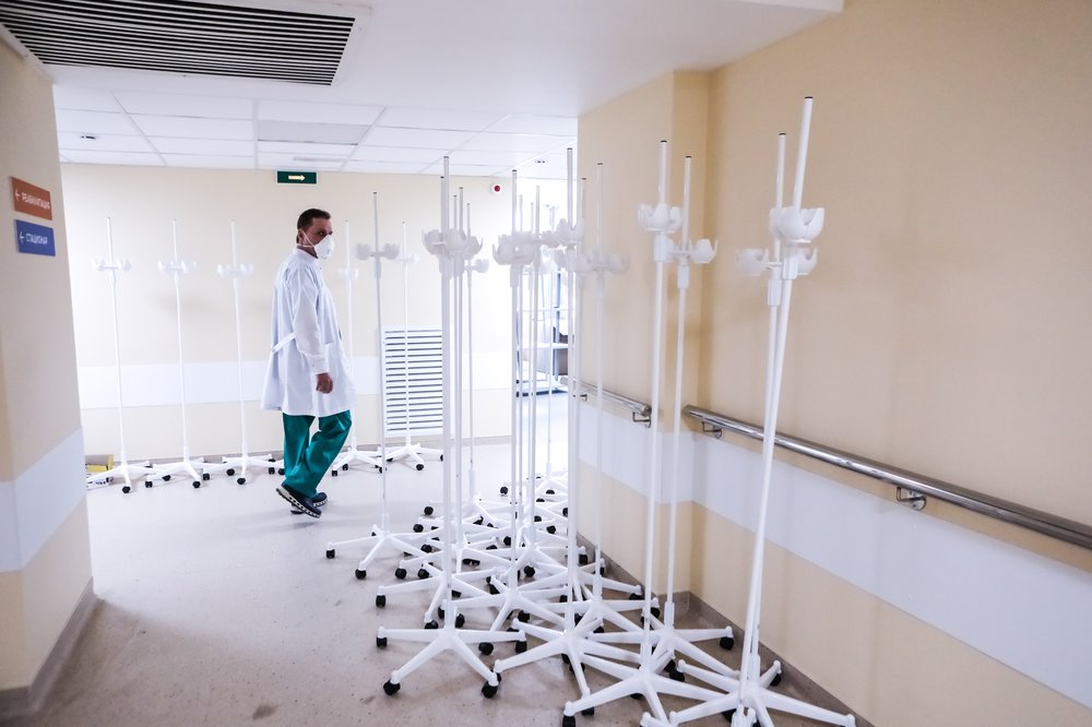 Иммунолог рассказал об отдельных пиках эпидемии COVID-19 в регионах РФ