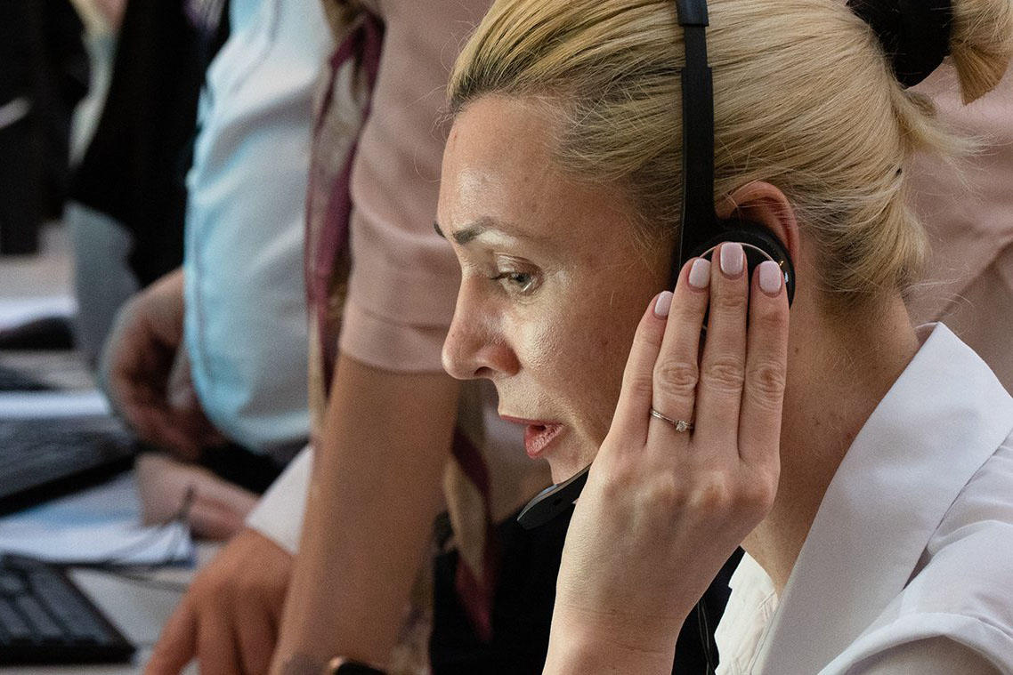 Более тысячи раз на горячую линию обратились желающие работать в скоропомощных комплексах Москвы