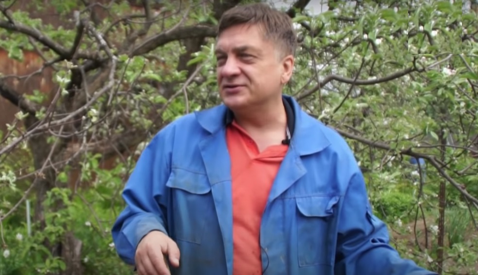 Туманов подчеркнул, что владельцам участков необходимо поддерживать общение