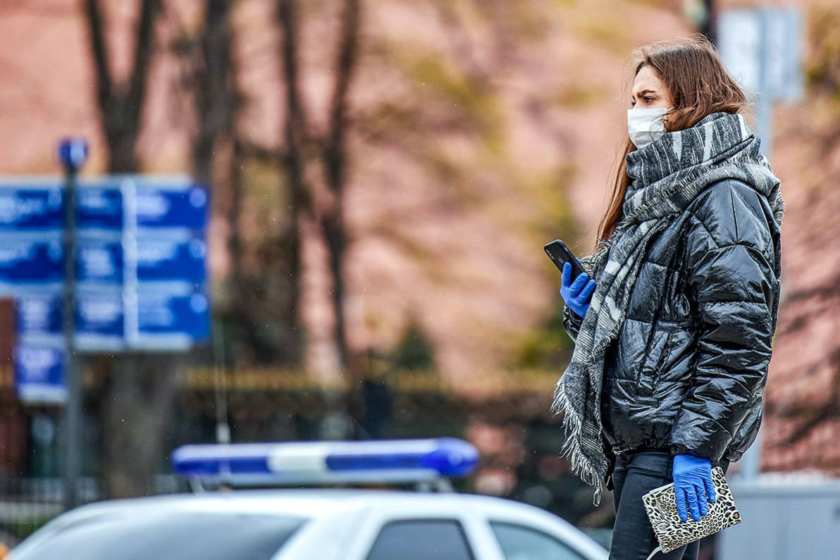 Россия вышла на второе место в мире по числу выявленных случаев коронавируса