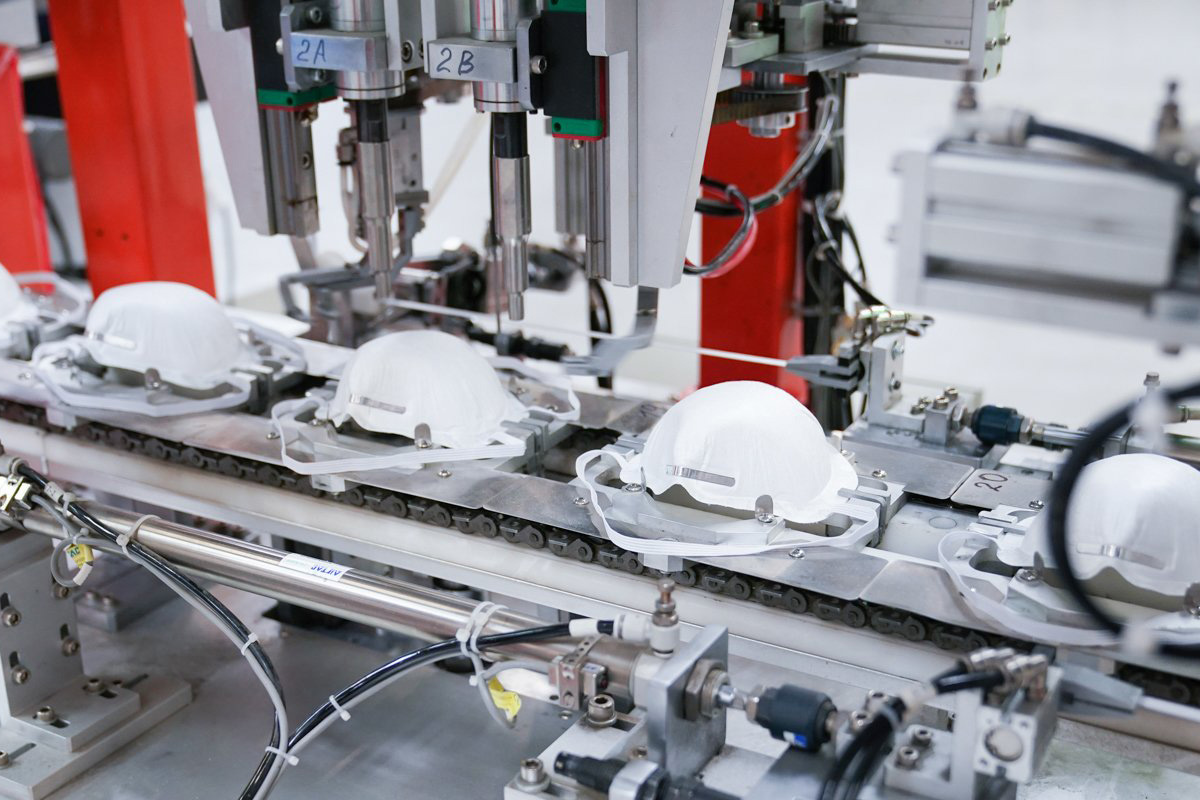 Технополис «Москва» производит 900 тысяч масок и респираторов ежедневно