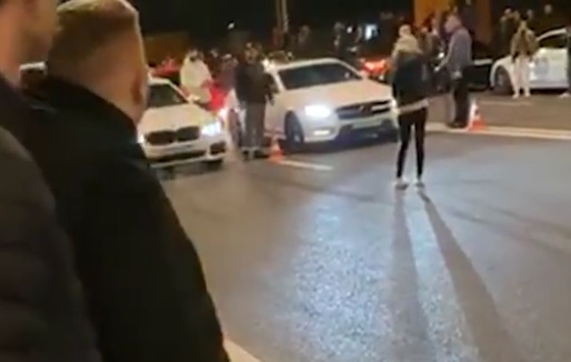 Полиция занимается изучением видеозаписи нелегальных уличных гонок в Москве