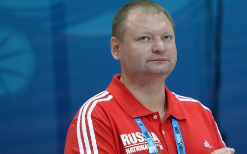 Роману Абжелилову было 44 года