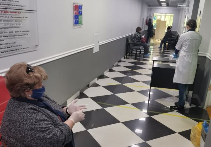 Депздрав Москвы опроверг информацию об очередях в поликлиниках