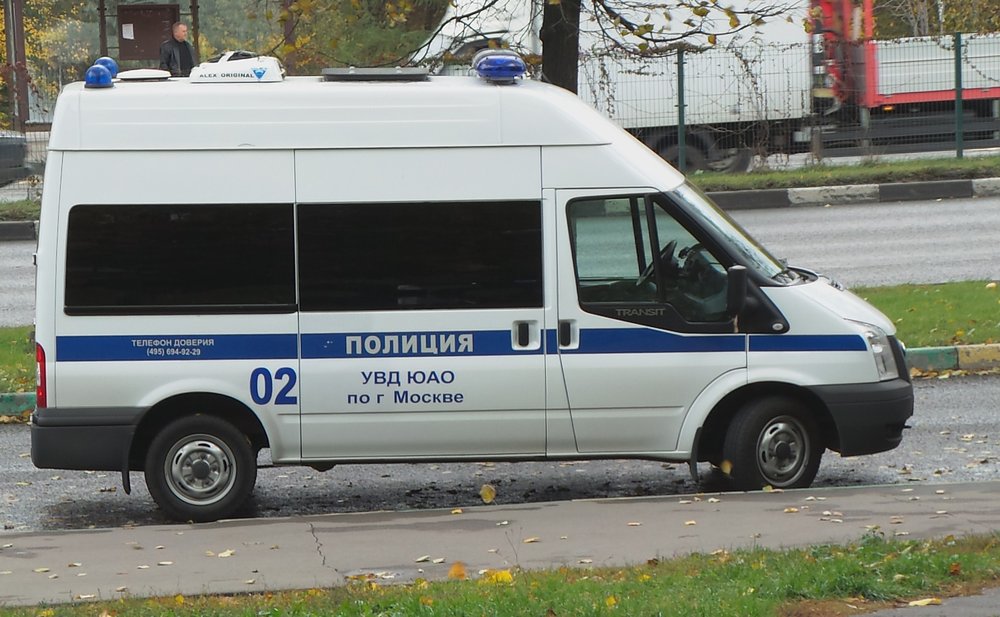 СМИ: Неизвестный открыл стрельбу в жилом доме на севере Москвы