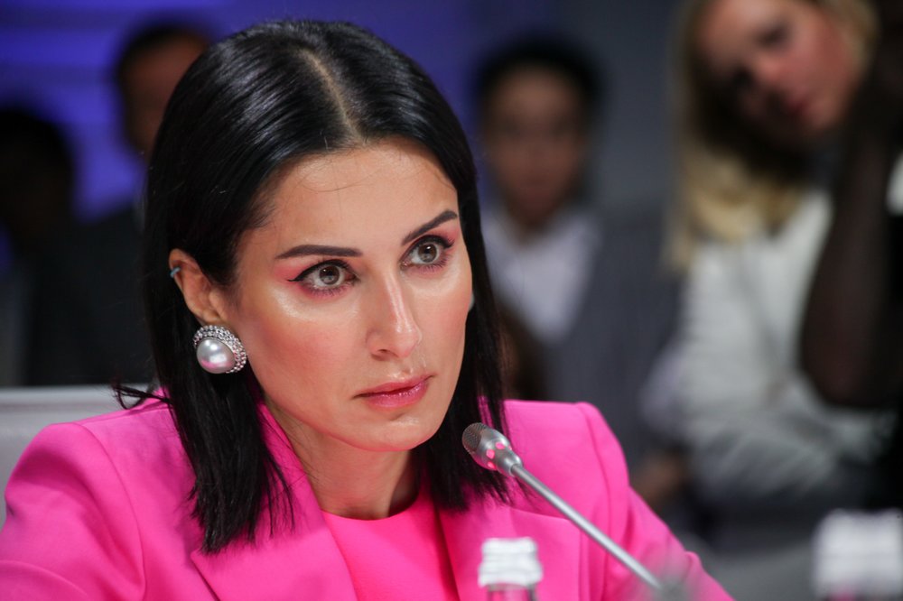 Канделаки ответила на обвинение Собчак в копировании канала