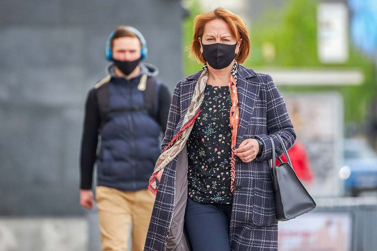 Назван наиболее простой способ дезинфекции защитной маски