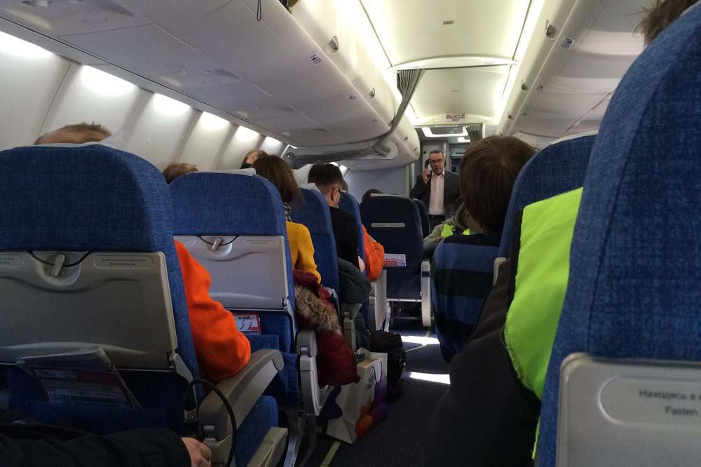 Более 182 тысяч россиян вернулись из-за рубежа на родину за два месяца