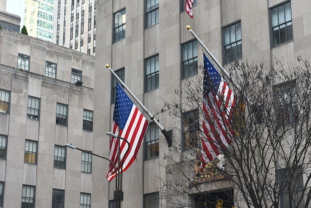 Рекордное падение ВВП зафиксировали в США